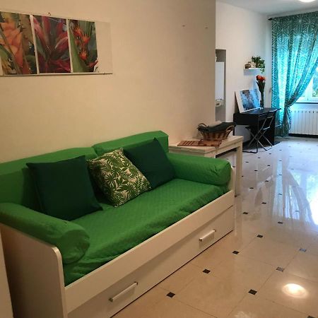 Апартаменты Chez Christine La Petite Коголето Экстерьер фото